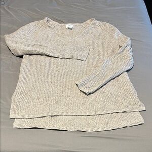 Old Navy Cream V-Neck Sweater Chunky Knit